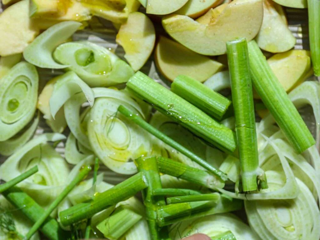 tray of fennel and apples